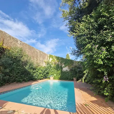 Maison Vigneronne Avec Jardin Et Piscine *