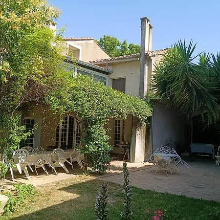 Maison Vigneronne Avec Jardin Et Piscine Holiday home